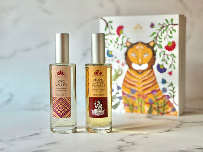 Homerah Valley Collection In Gond Tiger Gift Box - Set of 2 Fine Room Parfums - ZIRO VALLEY (Orchid Orchestra) x1, ARAKU COFFEE MUSEUM (Coffee & Caramel) x1